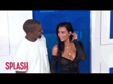 VIDEO : Kanye West Loves Having A Newborn