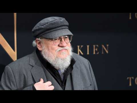 VIDEO : George R.R. Martin Shuts Down Rumor Of Finished Books