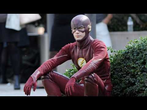 VIDEO : 'The Flash's Grant Gustin Geeks Out Over Tyler Hoechlin's Superman