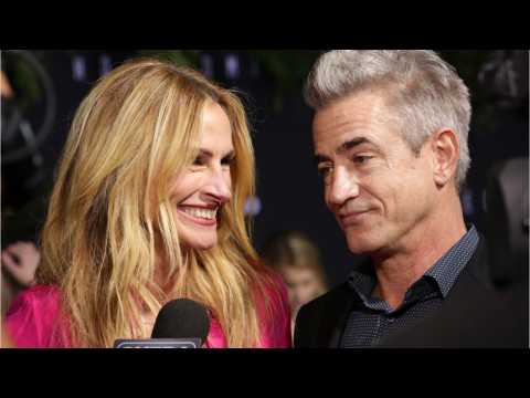VIDEO : Why Julia Roberts & Dermot Mulroney Reunited For ?Homecoming?