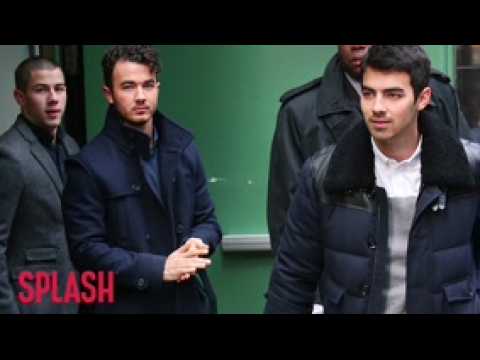 VIDEO : Jonas Brothers 'Lost Touch' Before Split