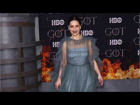 VIDEO : Game of Thrones: Emilia Clarke Shares Heartwarming Goodbye Post