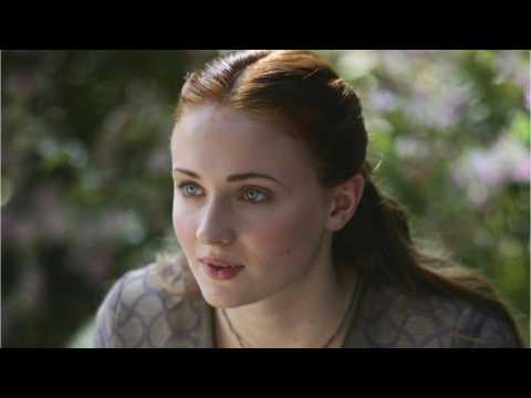 VIDEO : Sophie Turner Bids Farewell To Sansa Stark