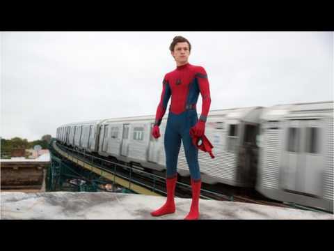 VIDEO : Some Theaters Showing Spoiler Heavy Spider-Man Trailer Before Avengers