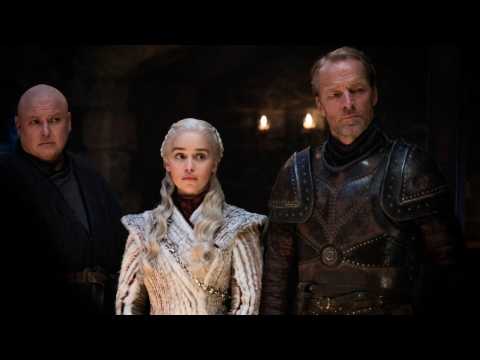 VIDEO : ?Game of Thrones? Left A Starbucks Cup In A Scene