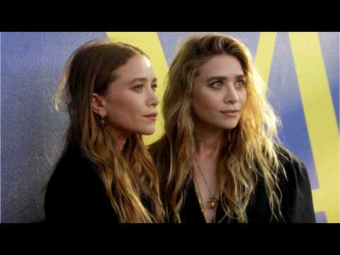 VIDEO : Mary-Kate & Ashley Olsen Wore Matching Dresses At Met Gala