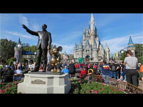 VIDEO : Disney Shares Beat Estimates, 'Endgame' Streaming Date Revealed