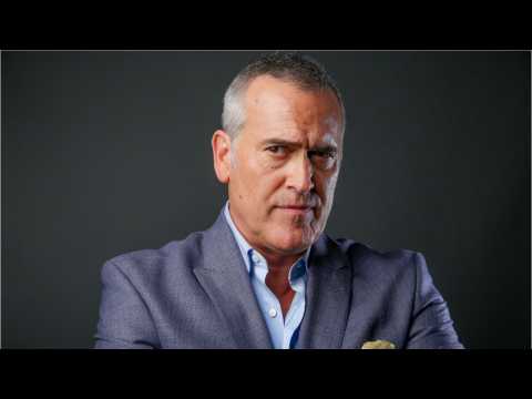 VIDEO : Bruce Campbell Re-Releasing 2002 Memoirs
