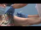 Vaccination : Retard, réticences, le paradoxe français