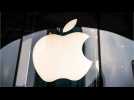 Apple Temporarily Closes U.K. Stores