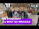 Les étudiants au bout du rouleau