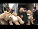 Les ours géants partent dans les associations