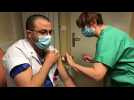 Vaccination du personnel soignant au CH Béthune-Beuvry