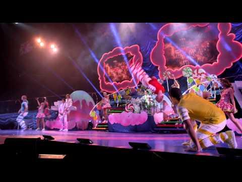 Katy Perry: Part of Me | In 3D | Official Film Clip - "Firework" - United Kingdom