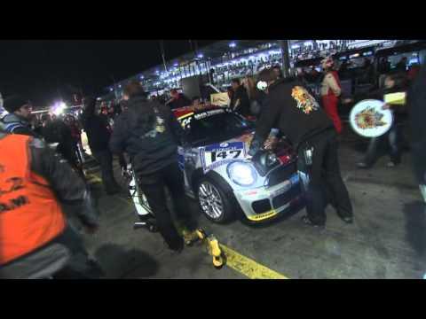 MINI John Cooper Works Coupé Endurance masters the Green Hell   Pit stop during the night