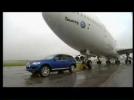 VW Touareg VS Boeing 747 (by UPTV)