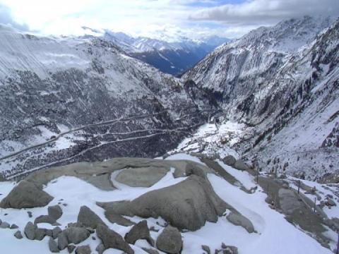 Switzerland's glaciers on thin ice