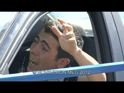 Windshield Wipers Prank : Leave my car alone ! ( Mad Boys )