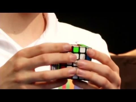 Aussie wins 2015 Rubik's Cube championship in Brazil