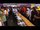 Mexicans make giant 213 foot sandwich