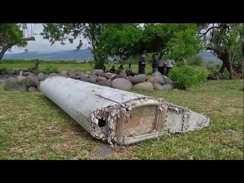 Débris d'un avion à La Réunion : un morceau du MH370 ?