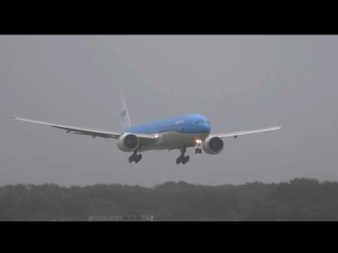 Atterrissage compliqué pour un Boeing 777 à Amsterdam
