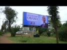 Kenyans welcome Obama back "home"