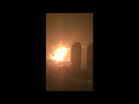 Eyewitness video captures Tianjin explosion
