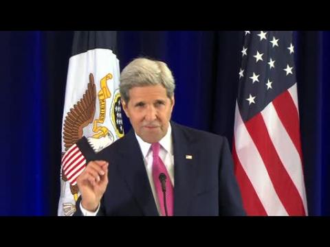 Kerry pushes Iran nuclear deal as vote nears