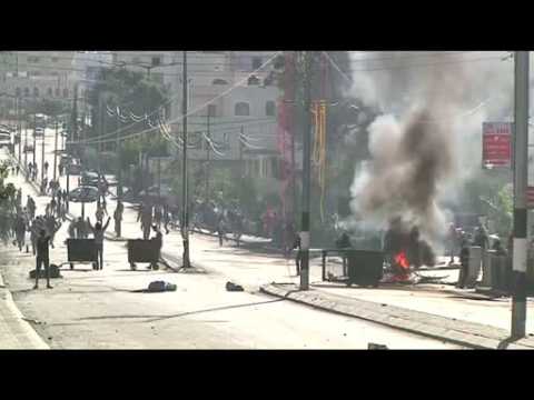Palestinians clash with Israeli security in West Bank