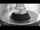 Vidéo Faut-il craquer pour l'enceinte sans fil Aura Studio de Harman Kardon? Vidéo Faut-il craquer pour l'enceinte sans fil Aura Studio de Harman Kardon?