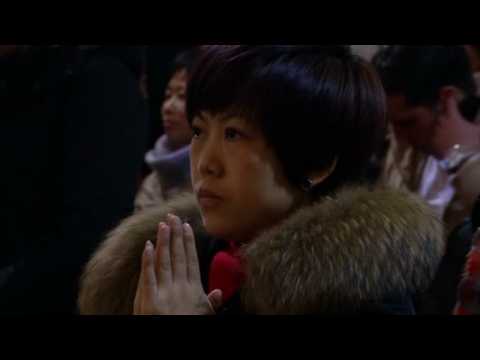 Catholics gather for Christmas Eve mass in China