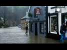 UK: severe flooding forces residents from their homes