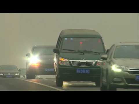Beijing in pollution 'red alert'