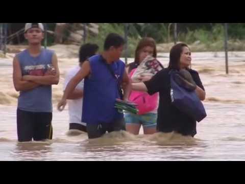 Philippines hit by floods after Typhoon Melor