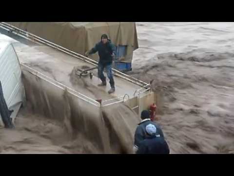 Heavy rains, floods batter Peru