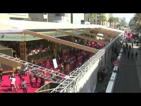 Security tight at Oscars before stars reach red carpet