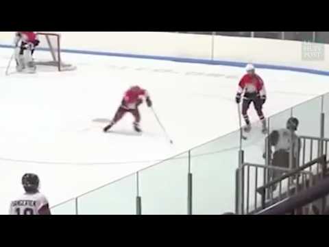 Ce hockeyeur un peu trop agressif s'est ridiculisé