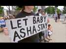 Protests support Brisbane hospital's refusal to release asylum baby