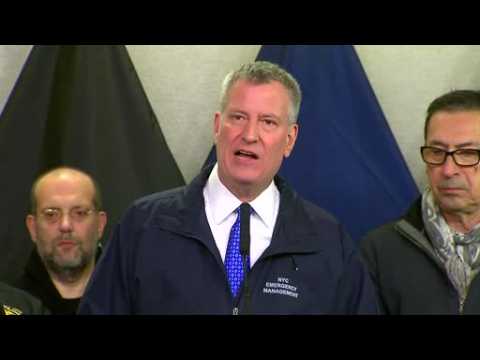 NYC mayor urges residents to stay indoors