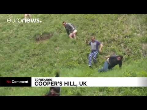 UK daredevils risk life and limb in cheese chase