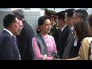 Aung San Suu Kyi arrives in Thailand - Label : AFPTV - First images - Category : News