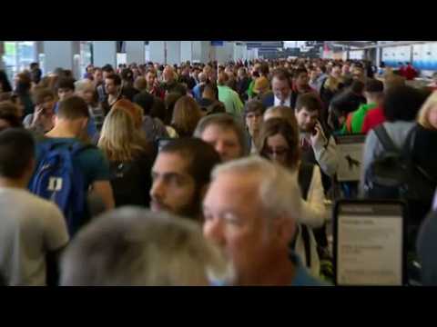 TSA under fire for long airport lines
