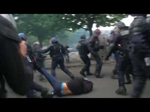 Teargas, clashes in Paris amid labor protests
