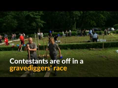 Hungarian gravediggers compete for 'neatest grave'