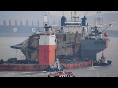 S.Korea's sunken Sewol ferry reaches port at last