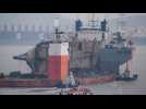 S.Korea's sunken Sewol ferry reaches port at last - Label : AFPTV - First images - Category : News