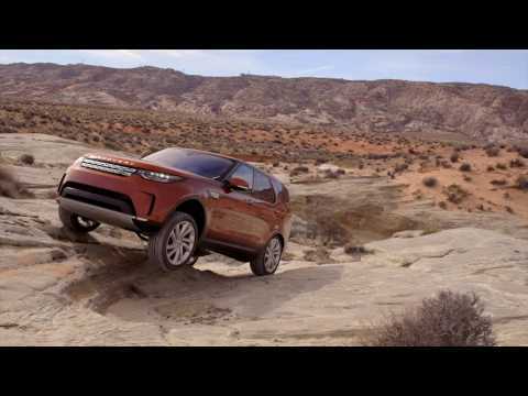 2017 Land Rover Discovery 3.0 TDI V6 Review & Driving Report | AutoMotoTV