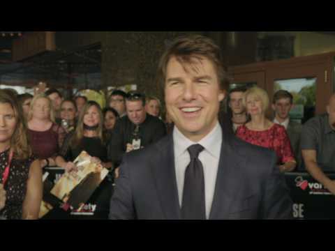 Tom Cruise Shows His Heart At Charity Screening