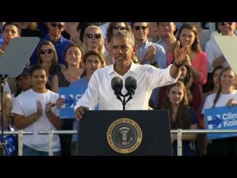 Obama tells North Carolinians to "choose hope" in election